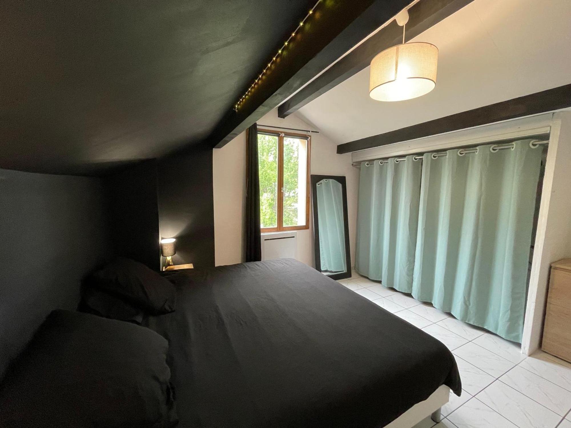 Charmante Maison Mitoyenne Melun Ngoại thất bức ảnh